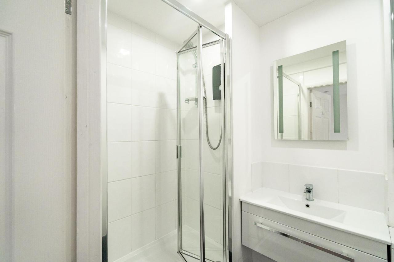H.V Apartments เชฟฟิลด์ ภายนอก รูปภาพ